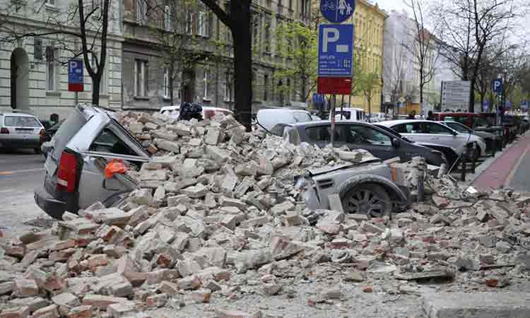Doua cutremure puternice in Croatia. Mai multe cladiri din capitala Zagreb au fost devastate