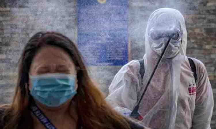 SIMPTOME CORONAVIRUS. Un medic din Wuhan: “Daca iti curge nasul si ai secretii…”