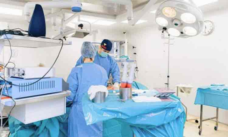 Un medic care a refuzat sa se testeze si sa poarte masca de protectie a transformat Spitalul Judetean Arges in focar de coronavirus