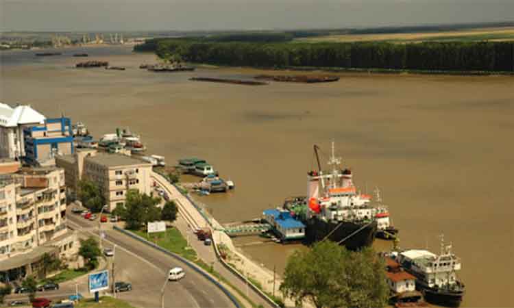 Debitul Dunarii in luna mai a ajuns la cel mai mic nivel din ultimii 30 de ani