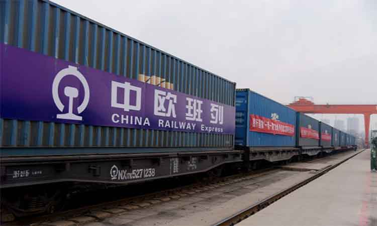 Transport feroviar special, din Wuhan catre Franta, in sprijinul productiei auto din Europa