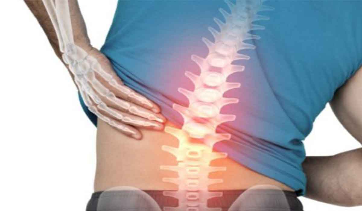 6 exemple de dureri de spate care pot fi cauzate nu doar de oboseala, ci de probleme grave