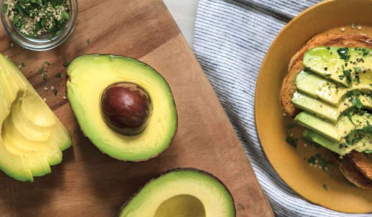 Consumul de avocado scade glicemia si colesterolul
