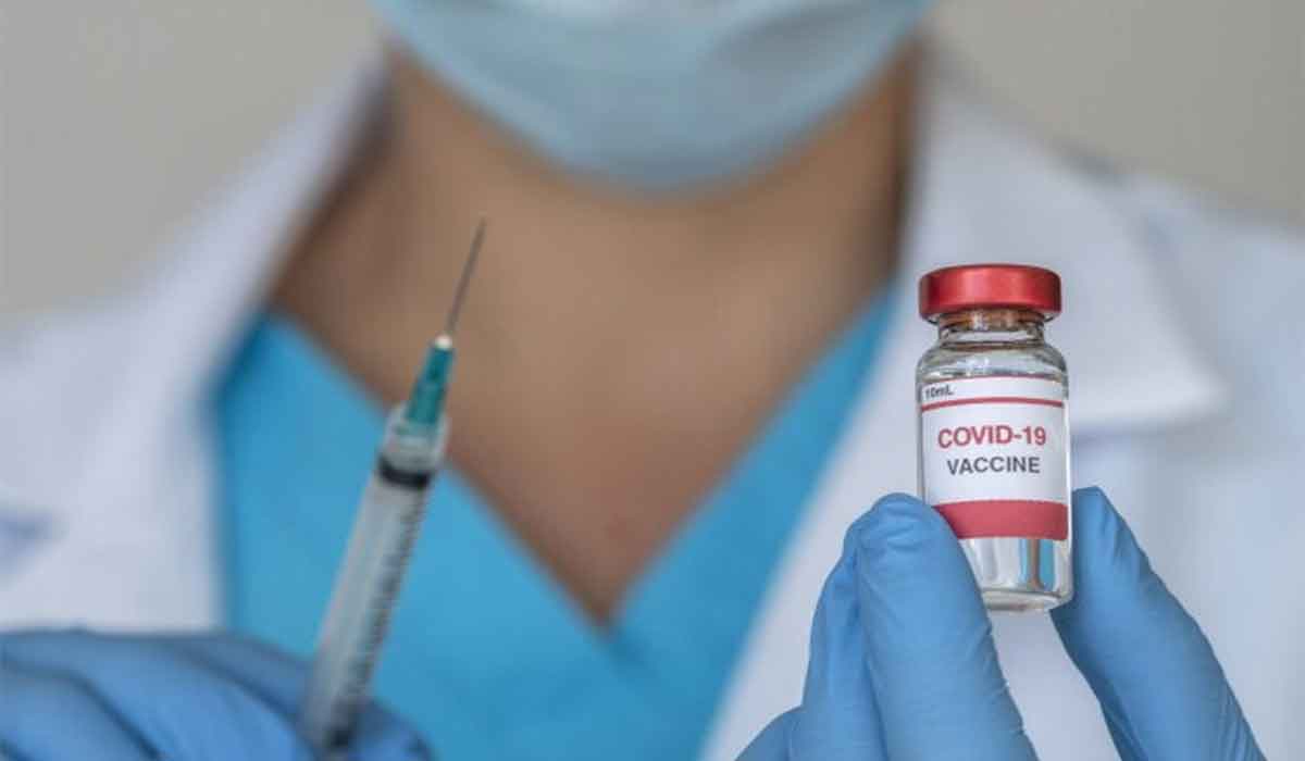 Medic roman: “Am sa iti spun de ce o sa te vaccinezi, chiar daca acum te agiti pe  retele de socializare”