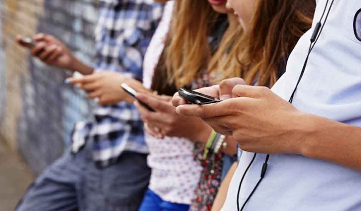 5 probleme de sanatate provocate de  telefoanele mobile