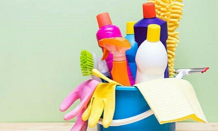 5 locuri care sunt adesea uitate atunci cand facem curatenie in casa