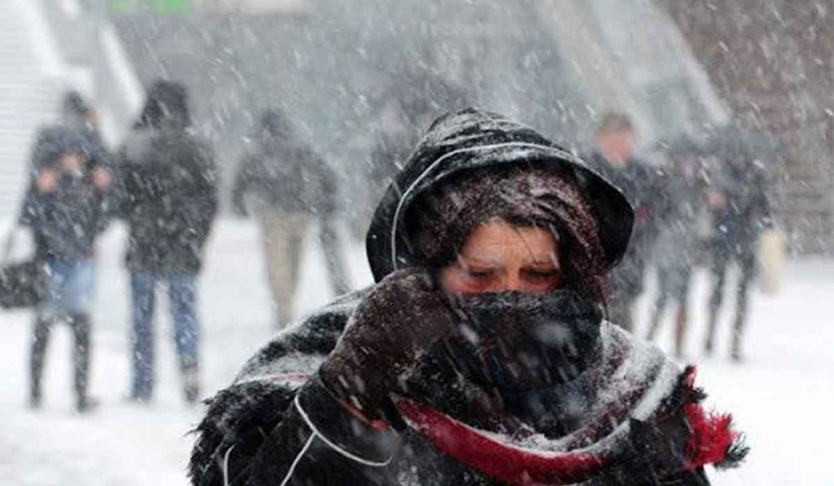 Alerta METEO. Iarna pune stapanire pe Romania. Meteorologii anunta ninsori si viscol