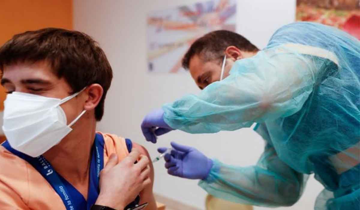 Madridul suspenda vaccinarile timp de doua saptamani, din cauza lipsei dozelor