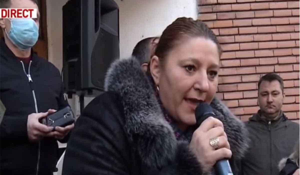 Diana Sosoaca, in mijlocul minerilor de la Lupeni: “Arafat, unul dintre criminalii din Romania”