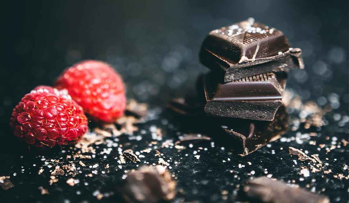 5 beneficii ale ciocolatei negre pentru sanatate