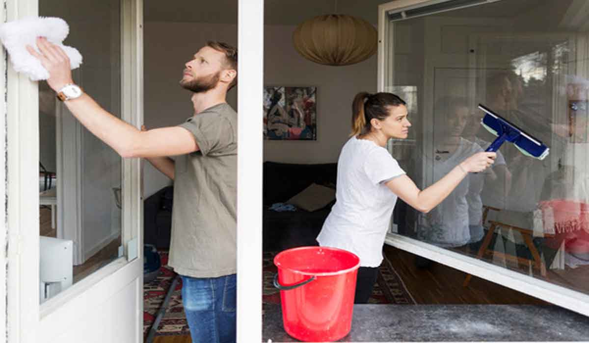 5 metode grozave ale bunicii pentru a curata perfect geamurile