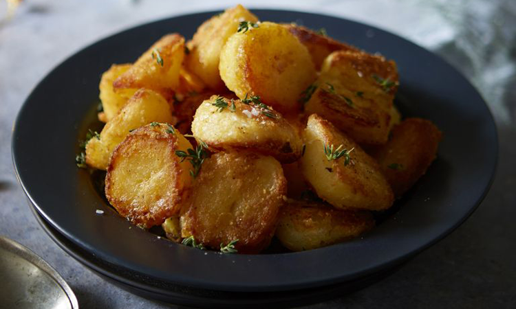 6 reguli de aur pentru cartofi crocanti la cuptor