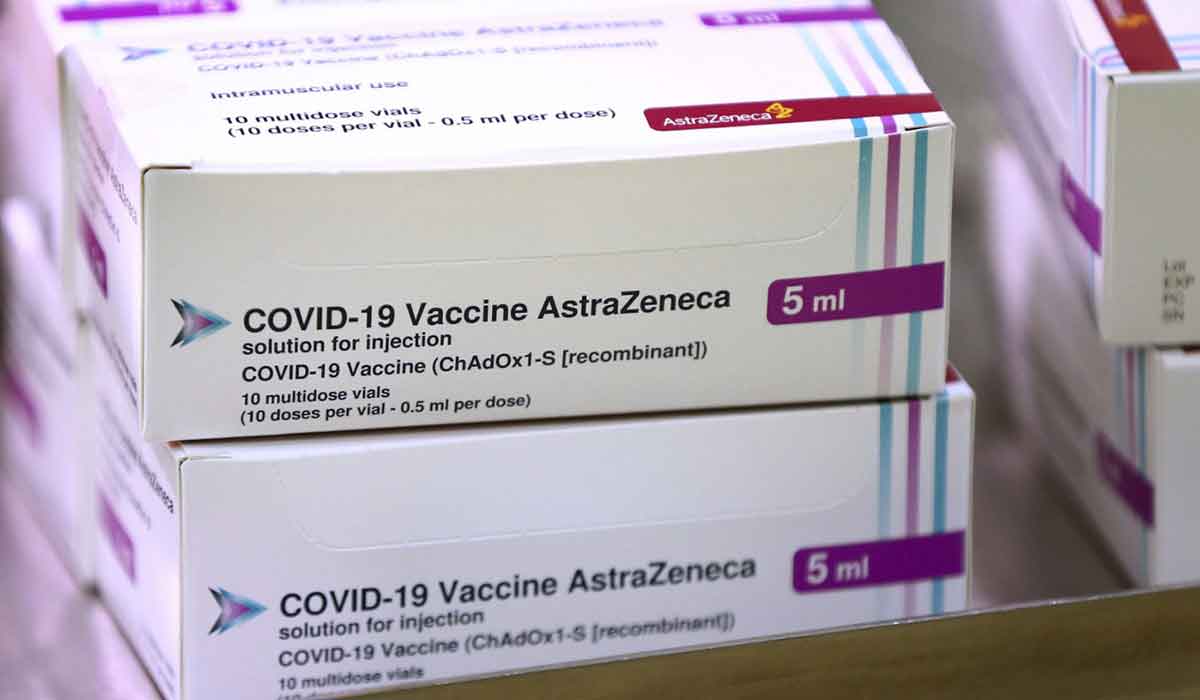 Danemarca suspenda vaccinul dezvoltat de AstraZeneca