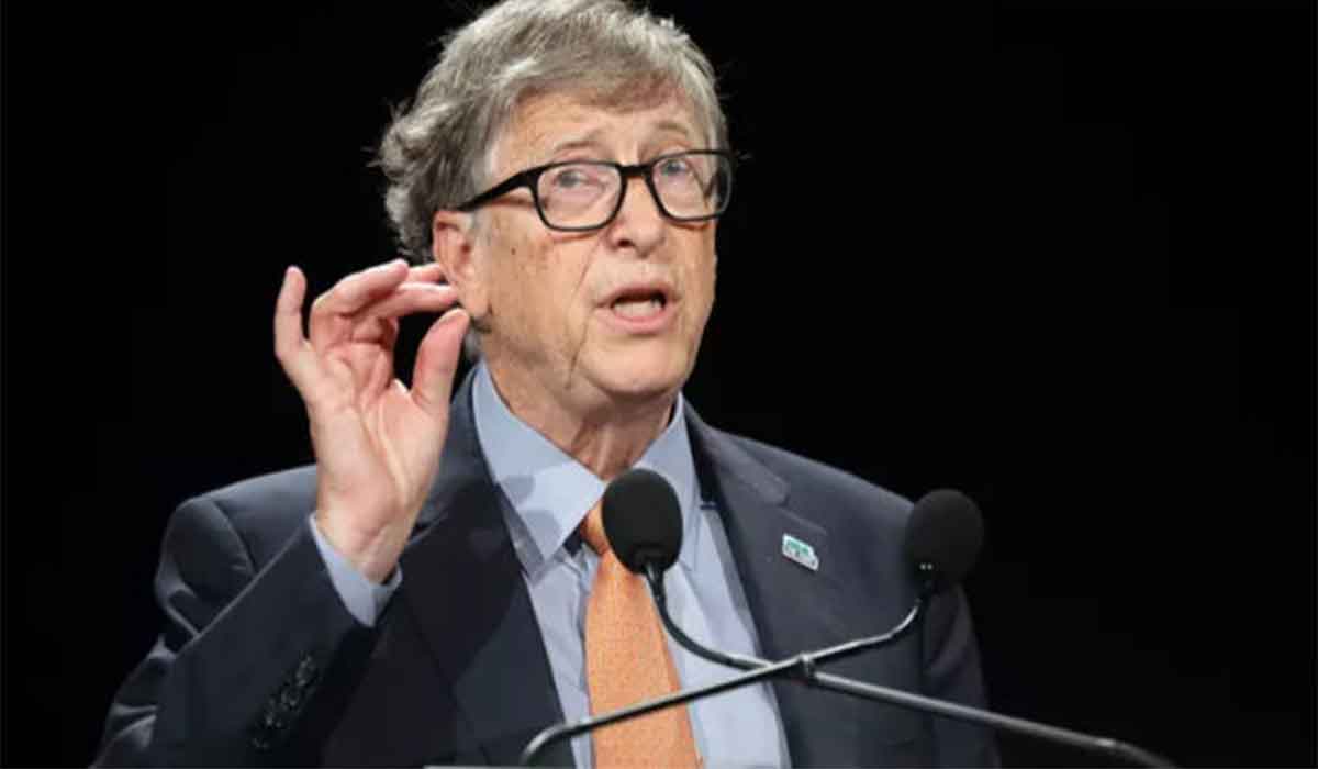 Bill Gates avertizeaza: „Trebuie sa ne pregatim pentru urmatoarea pandemie ca pentru razboi”