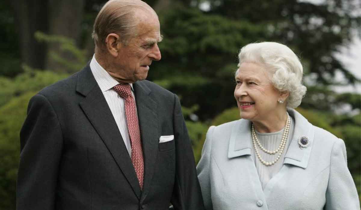 Regina Elisabeta a II-a, in lacrimi. Printul Philip a decedat