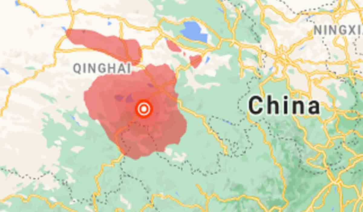 China, zguduita de un cutremur de 7,3