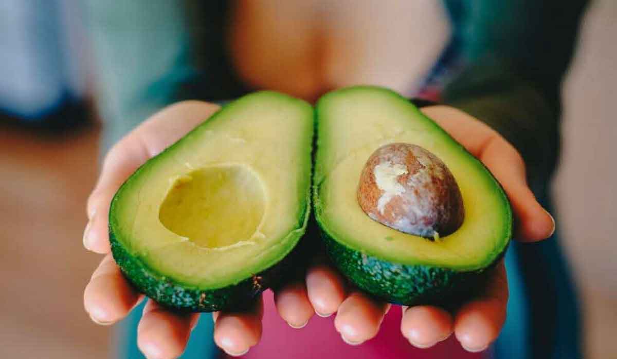 Consumati un avocado pe zi pentru a pierde in greutate, pentru a va proteja impotriva diabetului, pentru a evita cancerul si multe altele
