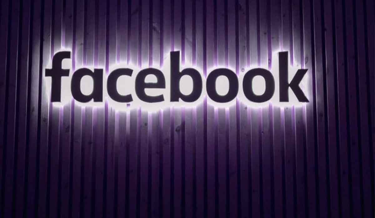Marian Godina: “Zece consecinte dupa caderea Facebook-ului”