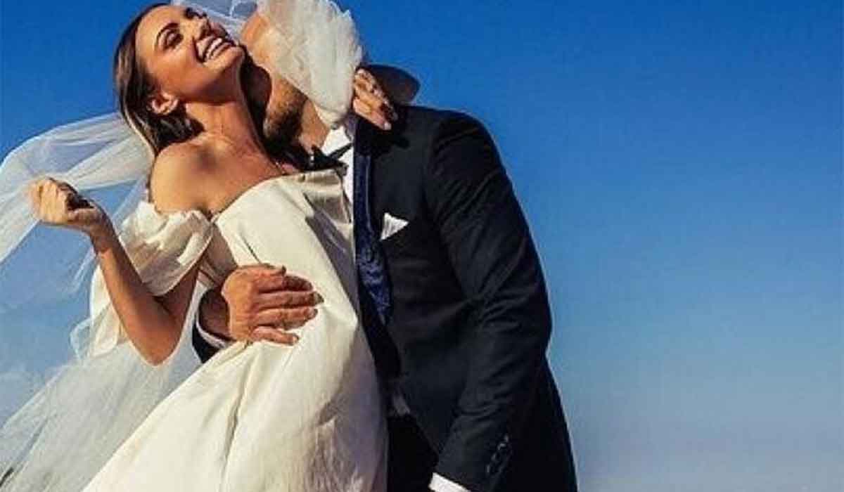 Alexandra Stan anunta divortul, la doar cateva luni de la nunta: “S-au intamplat multe”