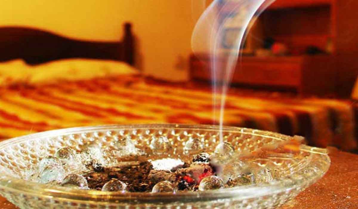 Cum scapi de mirosul de tigara din casa: Simplu si eficient