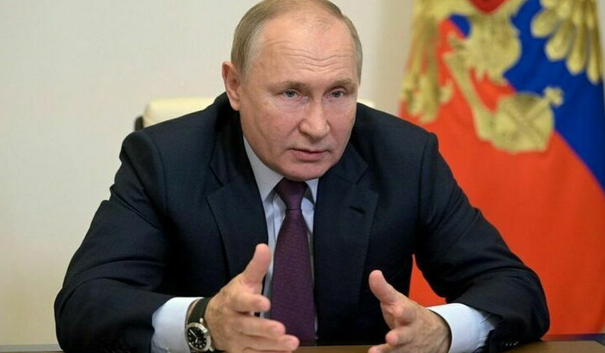 Vladimir Putin a semnat in miez de noapte