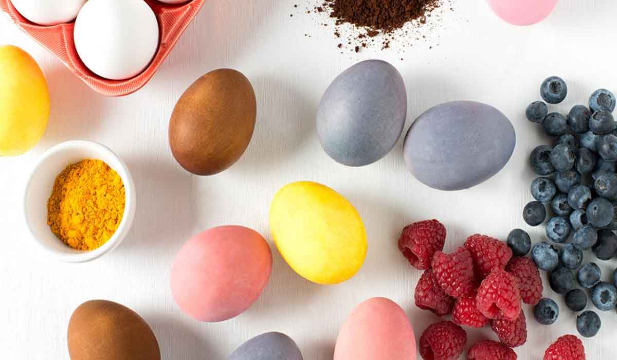 7 coloranti naturali de folosit pentru a-ti decora ouale de Paste